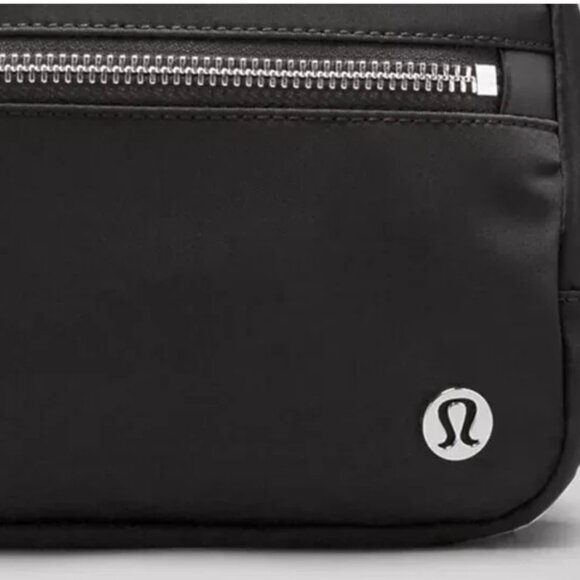 LuLulemon | Convertible Everywhere Crossbody Belt Bag - Picture 5 of 16